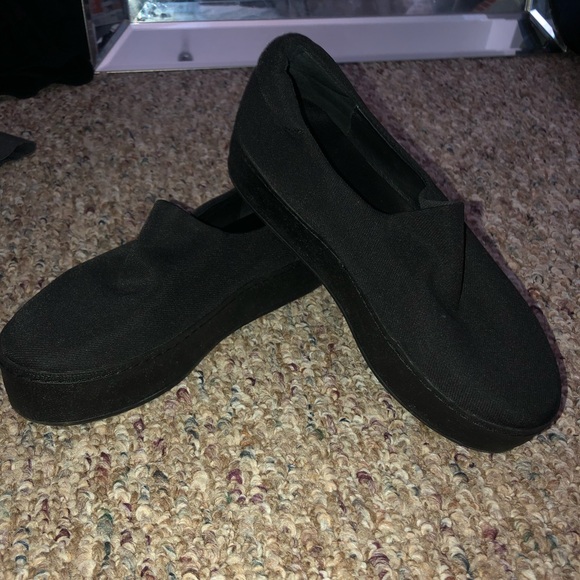 Opening Ceremony Slip-On Platform Sneakers - Picture 3 of 6